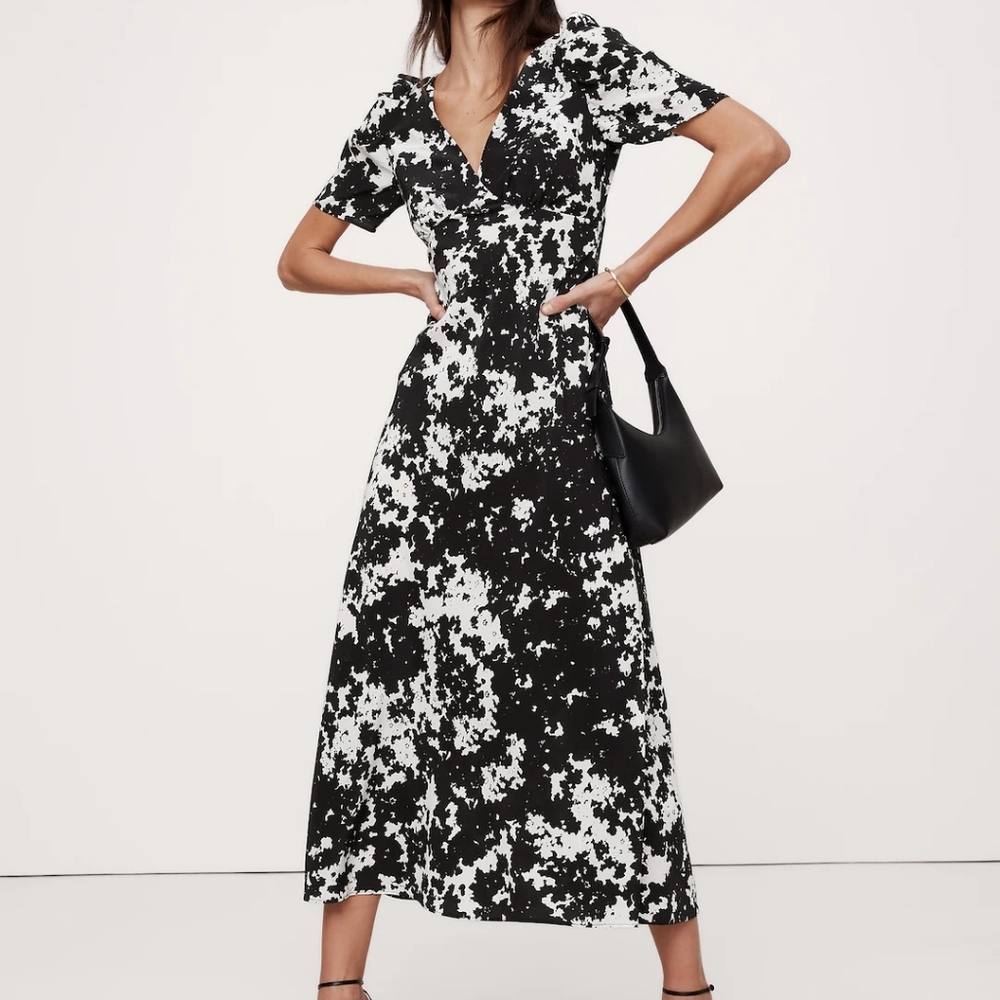Banana Republic Black and White Puff Sleeve Midi Dress